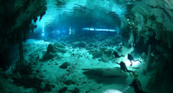 Cenote Dos Ojos