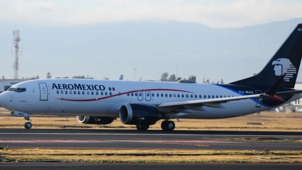 Vuelo de Aeroméxico hace aterrizaje de emergencia en Tampico por humo en cabina
